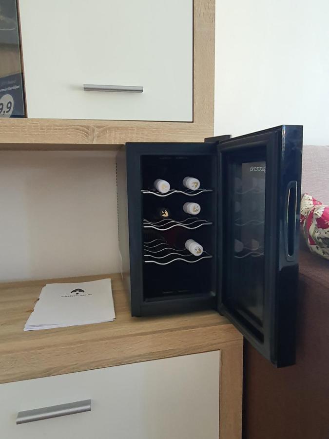 Apartman Kurdejov Hustopece Exterior photo