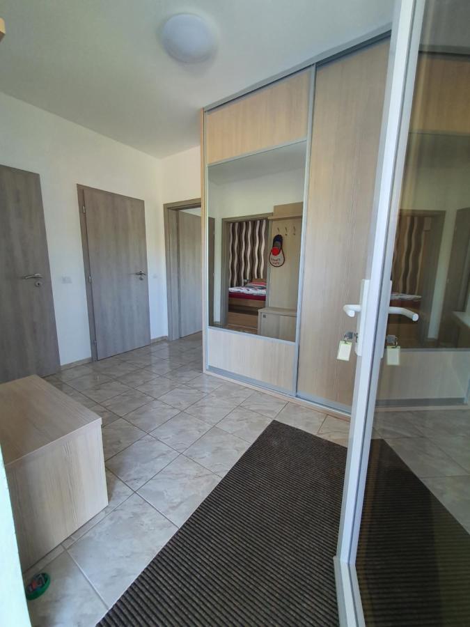 Apartman Kurdejov Hustopece Exterior photo